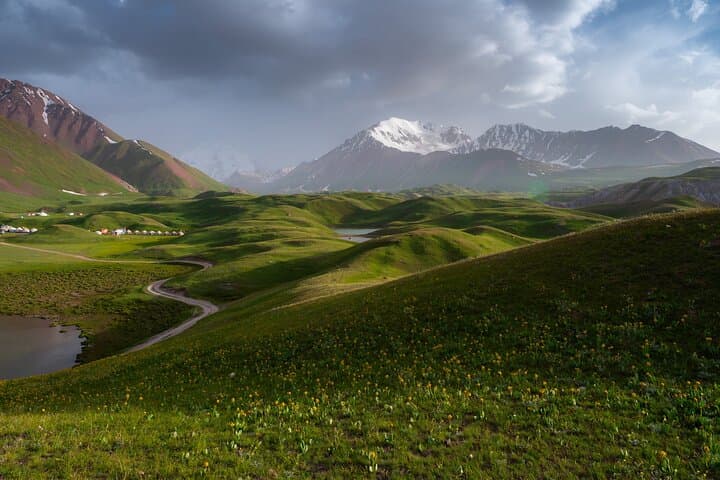 2-Day Base Camp Hike to Lenin Peak and Tulpar Lake — Yurt Stay in the Alay Valley photo 2
