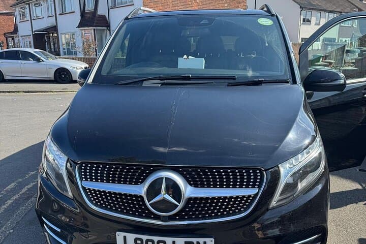 Southampton to Heathrow Airport Transfer — Private, Fixed-Price Ride photo 6