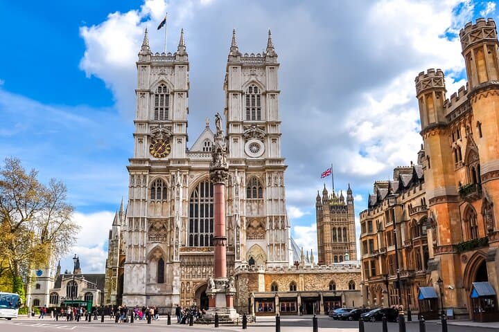 Inside Westminster Abbey: Audio‑Guided Entrance Ticket & Historic Highlights photo 4