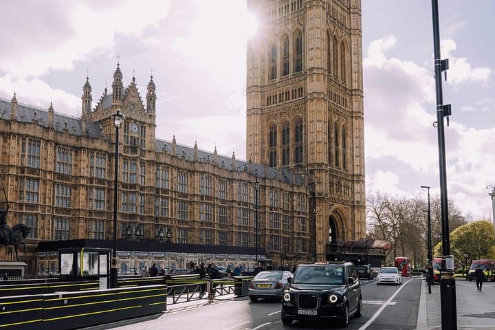 Westminster Abbey & Royal Sights: Blue Badge Guided London Tour photo 6