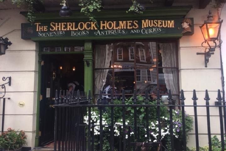 Private Sherlock Holmes Walking Tour — Walk BBC Sherlock & Conan Doyle Sites in London