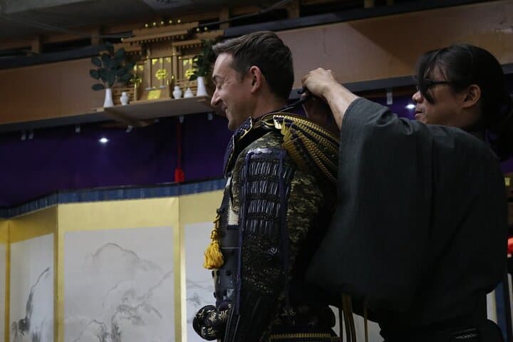 Samurai Sword Cutting & Armor Experience at Osaka Castle photo 5