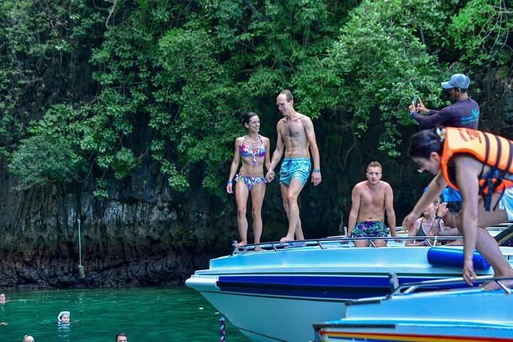 Phi Phi, Maya Bay & Monkey Beach Snorkeling from Koh Lanta — Full-Day Speedboat Adventure photo 2