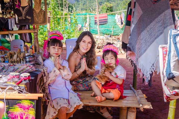 Chiang Rai Temples & Long Neck Village Day Trip from Chiang Mai — White Temple, Blue Temple & Karen Village photo 6