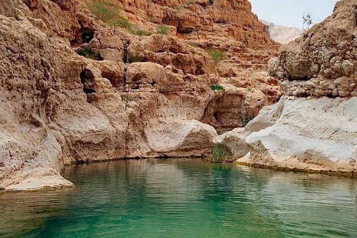 Wadi Shab, Bimmah Sinkhole & Fins Beach Day Tour from Muscat photo 3