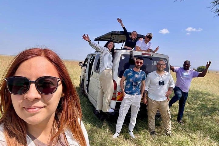 Explore Wildlife Close to Nairobi: 5-Hour Early Morning Safari in Nairobi National Park photo 4