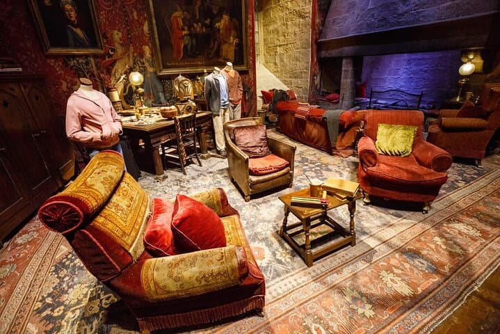 Private Transfer Between Central London and Warner Bros. Studio Tour (Harry Potter) photo 6
