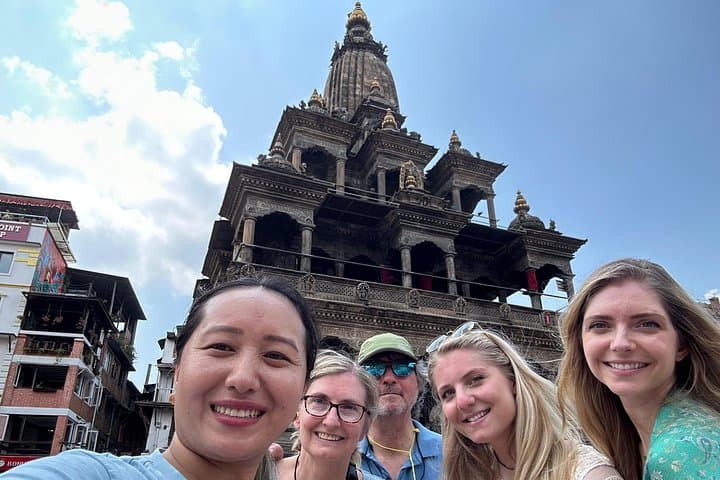 Kathmandu Cultural Heritage Full-Day Tour: Visit 7 or 4 UNESCO Sites