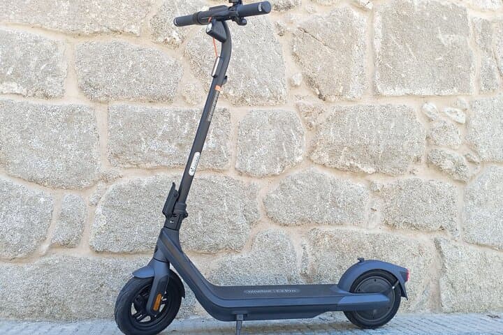 Explore Malaga by Electric Scooter: Port-to-Promenade Rental Guide photo 5