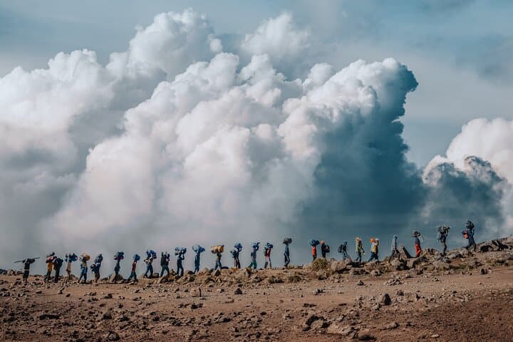 Kilimanjaro Northern Circuit: An 8-Day High-Altitude Trek to Uhuru Peak photo 3
