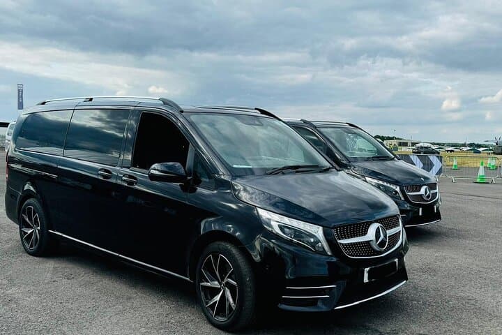 Dover Port to London Gatwick Airport Private Transfer (One-Way) photo 1