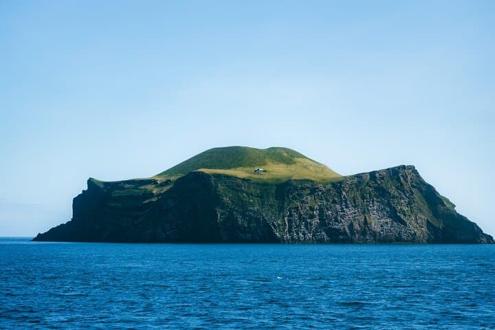 Vestmannaeyjar Private Day Tour: Puffins, Eldfell Volcano & Heimaey Hidden Gems photo 4