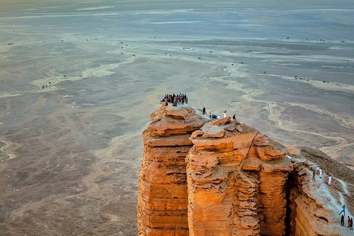 Edge of the World Sunset 4x4 Tour from Riyadh photo 3