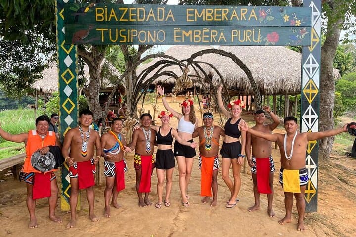 Embera Village Day Tour: Canoe Ride, Waterfall Swim & Traditional Lunch in Chagres photo 1