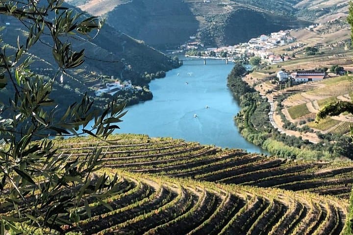 Uncharted Douro: Land Rover and Sail Tour of the Douro Vinhateiro photo 1