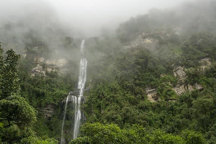 Hiking La Chorrera: Colombia's Tallest Waterfall Day Hike from Bogotá