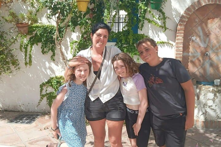 Magic Blocks: Self-Guided City Quest Through Estepona's Hidden Plazas photo 4