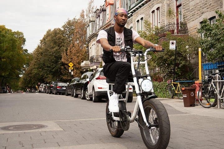 Montreal eBike Sightseeing Tour: 3-Hour Guided Electric Bike City Tour photo 2