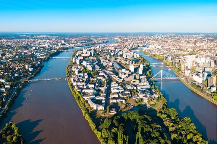 Nantes Scavenger Hunt: Self-Guided Highlights Walking Tour photo 4