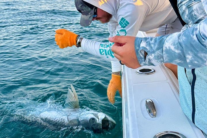 Sunset Tarpon Charter in Key West — 4-Hour Seasonal Tarpon Fishing photo 5