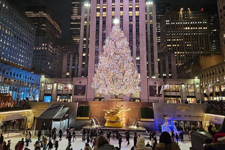 NYC Holiday Walking Tour: 5th Avenue Lights, Rockefeller Tree & Bryant Park Winter Village photo 5