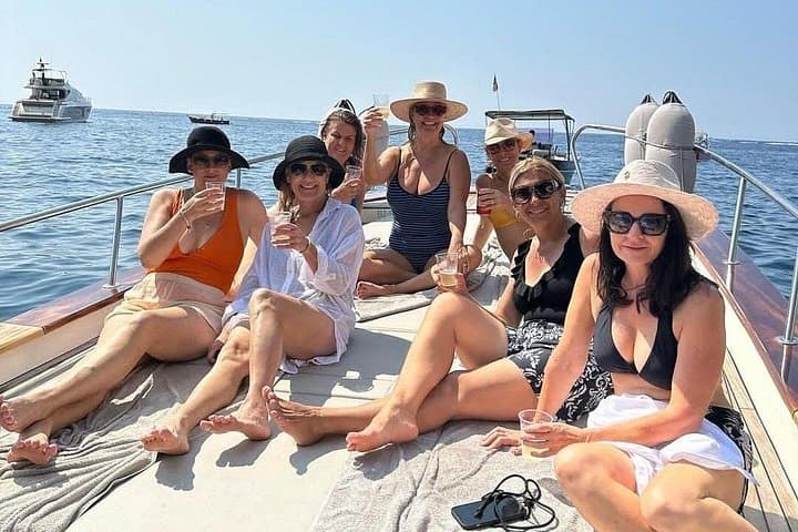 Amalfi Coast Boat Tour: 6-Hour Cruise from Positano to Amalfi photo 1