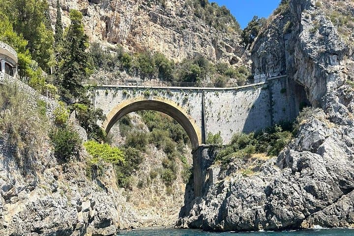 Amalfi Coast Boat Tour: 6-Hour Cruise from Positano to Amalfi photo 2
