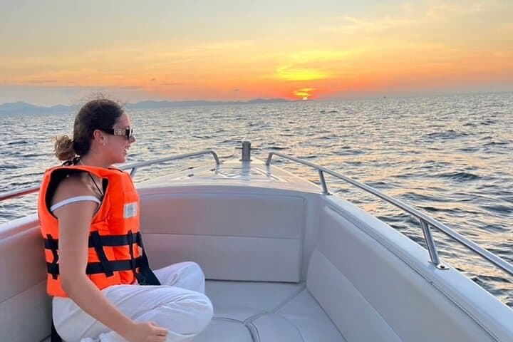 Phi Phi Sunrise Private Speedboat Tour — Maya Bay, Pileh Lagoon & Dawn Snorkel photo 2