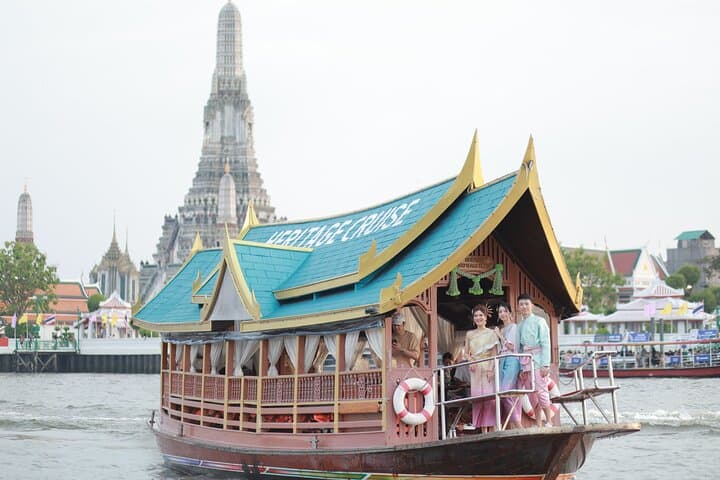 Private Heritage Boat Cruise on the Chao Phraya River at Sunset