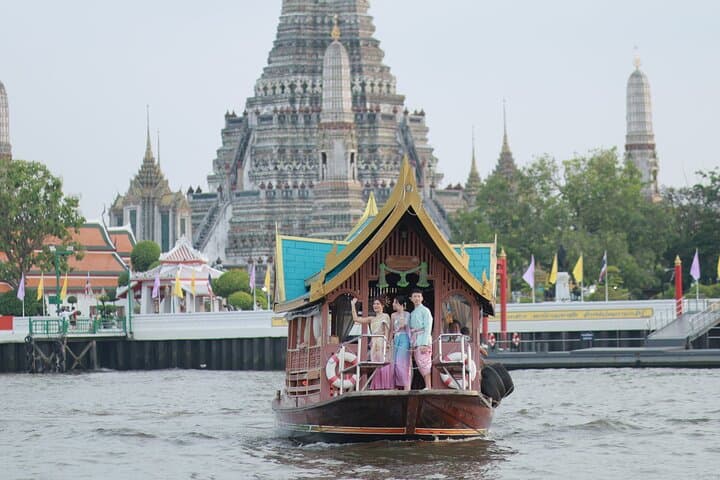 Private Heritage Boat Cruise on the Chao Phraya River at Sunset photo 3