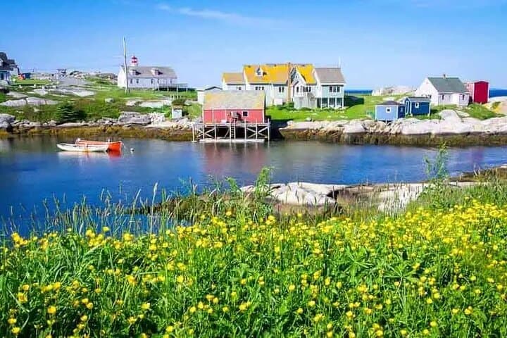 Peggy's Cove Private Tour from Halifax: Lighthouse Views, Coastal Walks & Lobster Rolls photo 3