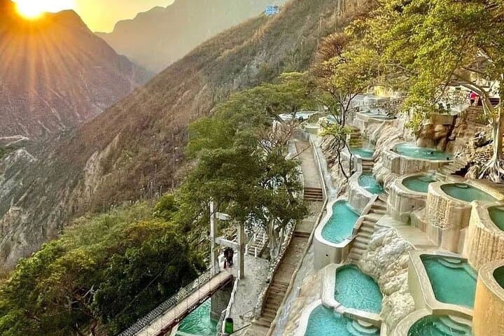 Tolantongo Hot Springs: Blue Pools, Caves & Day-Trip Guide
