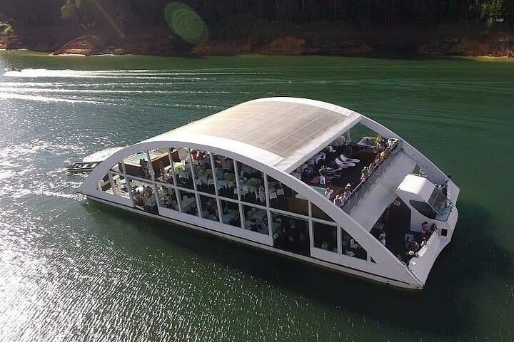 Full-Day Guatapé Escape: El Peñol, Colorful Zócalos & Majestic Yacht Cruise photo 3