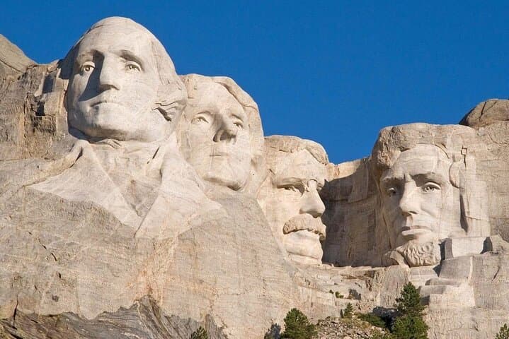Mount Rushmore Shared Tour from Rapid City - Black Hills Day Trip photo 2