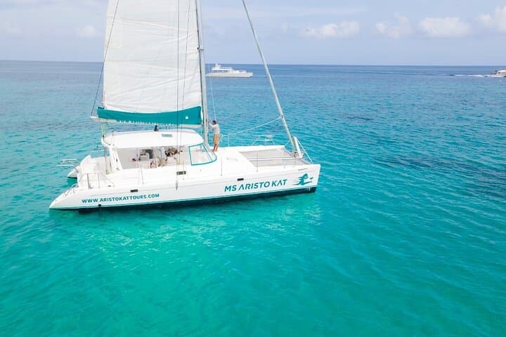 Negril Catamaran Sunset Cruise to Rick's Cafe with Snorkeling photo 5