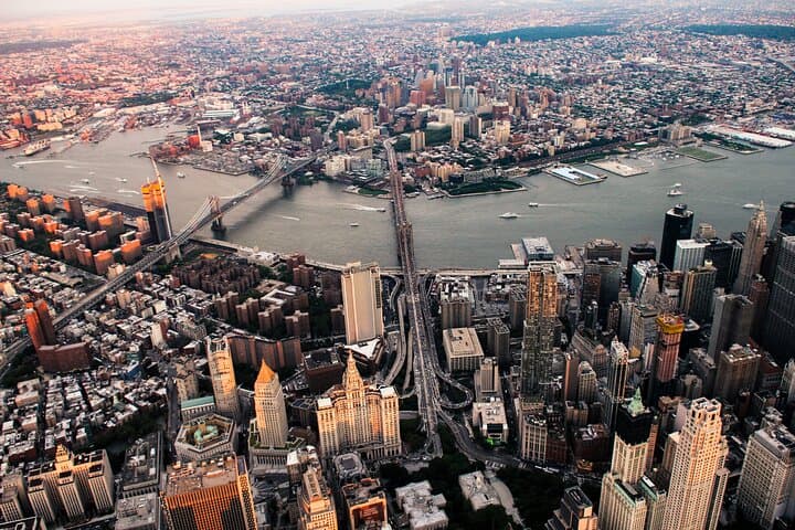 Private JFK to Manhattan Transfer: Seamless Airport Ride into Manhattan photo 5