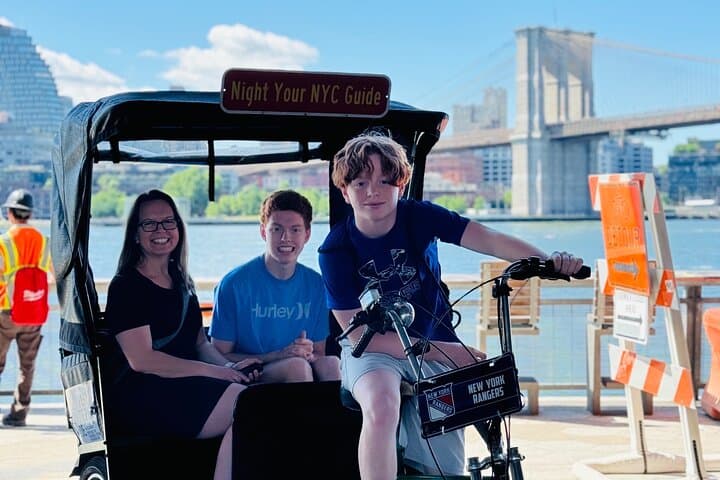 Explore New York by Pedicab: Landmarks, Film Sites & Local Secrets