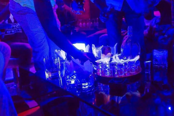 Accra Nightlife Guide: Afrobeats, Beach Bars & Live Music Crawl photo 4