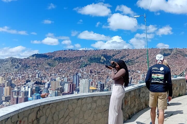 La Paz Classic: Cable Cars, Witches' Market & Moon Valley Trek photo 3