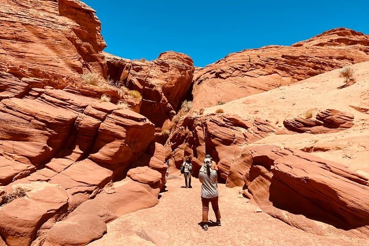 Upper Antelope Canyon All-Hiking Tour: Slot Canyon Hike from Page, AZ photo 3