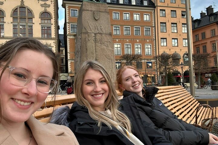 From Stockholm with Love — Gamla Stan Romantic City Exploration Game photo 2
