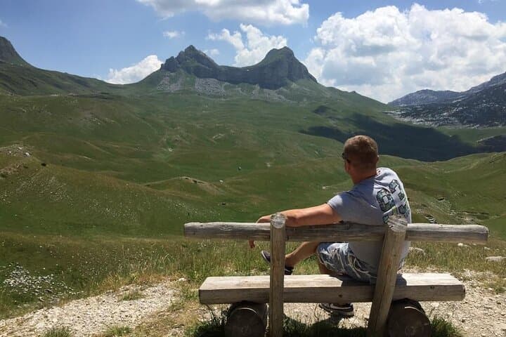 Durmitor Glacier Lakes & Canyons: A Full‑Day Northern Montenegro Scenic Tour
