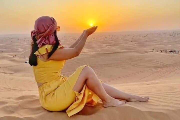 Sunrise Desert Safari: Dubai Morning Dune Bashing & Sandboarding photo 5
