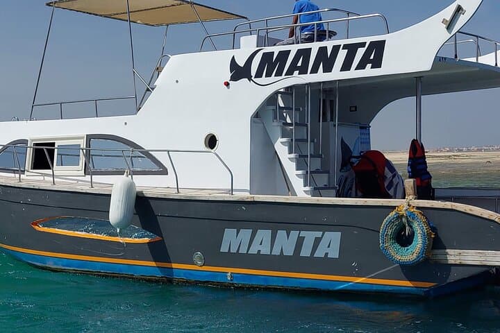 Private Glass-Bottom Boat Snorkeling to Paradise Island — 4-Hour Family Trip from Hurghada photo 5