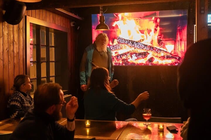 Reykjavik Storytelling and Northern Lights Boat Tour: Legends Under the Lights