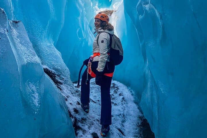 Blue Ice Maze Glacier Hike in Skaftafell — Falljökull Crevasse Tour
