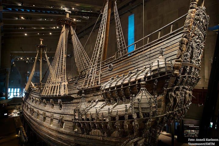 Stockholm Must-See: Old Town Walk, Djurgården Ferry & Vasa Museum (3h) photo 3