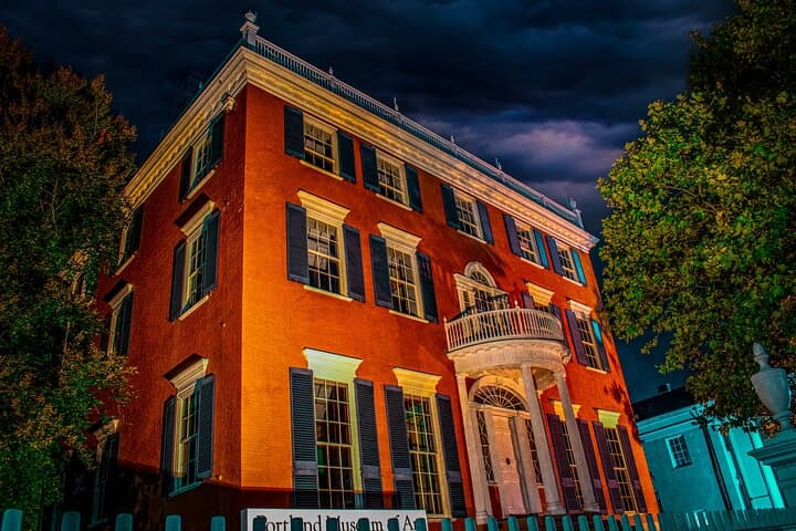 OBX Ghost Tour: Manteo Lighthouse Wraiths & Roanoke Night Walk photo 5