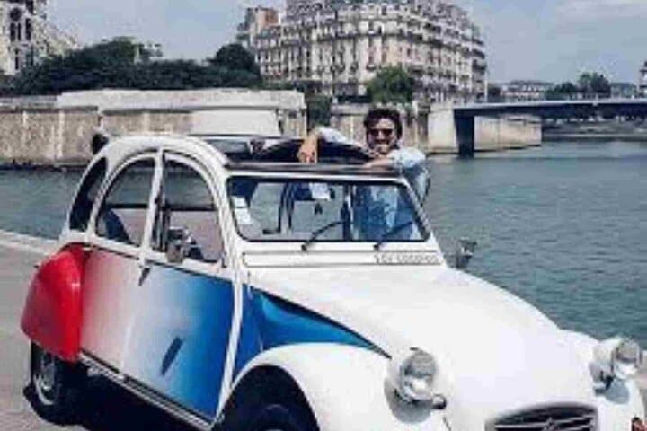 Paris 2CV Classic Car Tour and Le Chai 33 Blind Wine Tasting photo 2