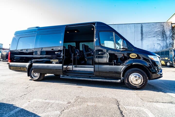 Luxury VIP Van and Bus Charter in NY, NJ & CT — 6–8 Hour Private Charters photo 3